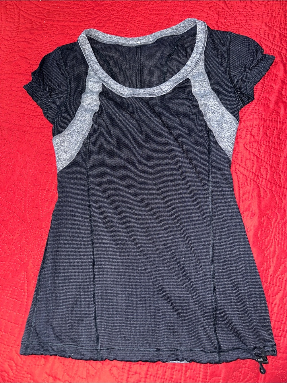 Lululemon Run: Revitalize Tech Short Sleeve Tee size 2